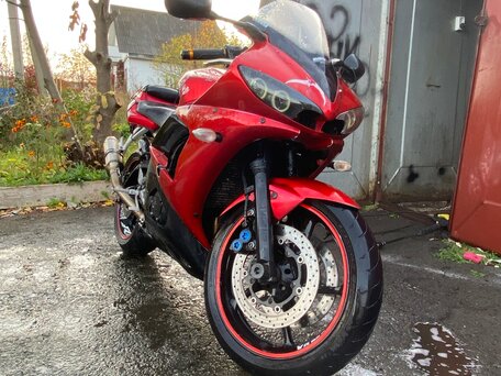 2004 Yamaha YZF-R6, красный, 380000 рублей, вид 2