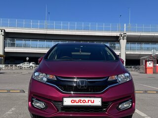 2018 Honda Fit III Рестайлинг, розовый, 1350000 рублей, вид 2
