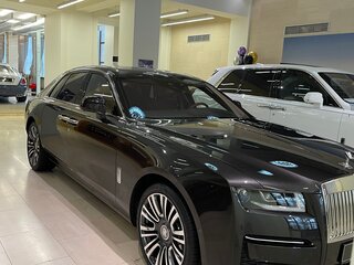 2021 Rolls-Royce Ghost II (Series I), серый, 31000000 рублей, вид 2