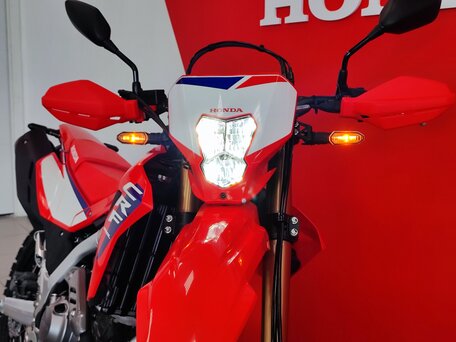 2025 Honda CRF 300L, красный, 891900 рублей, вид 4