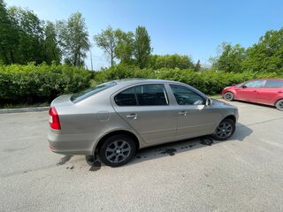 2010 Skoda Octavia II (A5) Рестайлинг, серый, 500000 рублей, вид 3