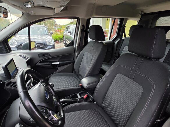 2022 Ford Tourneo Connect Grand II Рестайлинг, серебристый, 1950000 рублей - вид 13