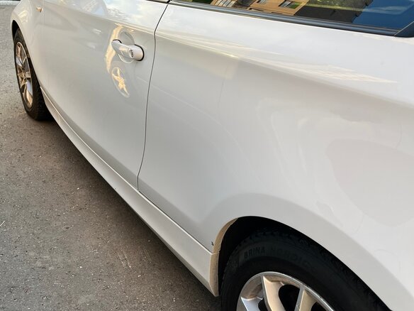 2011 BMW 1 серии 116i I (E81/E82/E87/E88) Рестайлинг, белый, 700000 рублей - вид 9