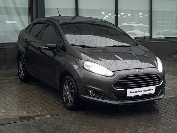 2017 Ford Fiesta Mk6 Рестайлинг, серый, 675000 рублей - вид 6