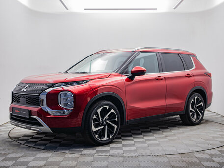 Mitsubishi Outlander IV