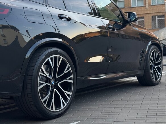 2023 BMW X5 40i IV (G05/G18) Рестайлинг, чёрный, 6490000 рублей - вид 13