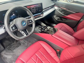 2025 BMW i5 Long eDrive35L, чёрный, 7190000 рублей, вид 2