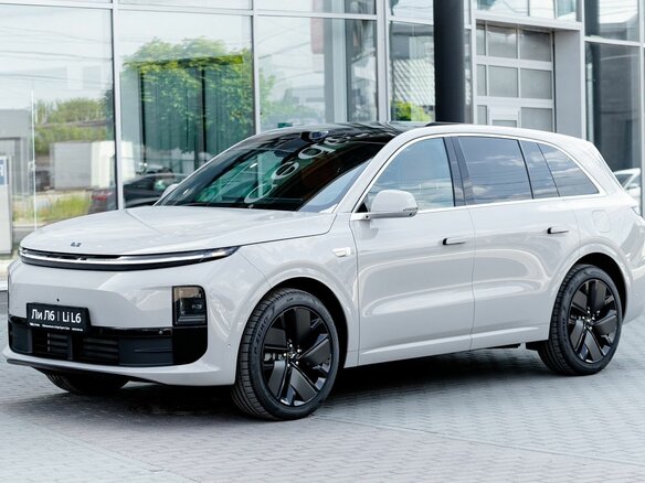 2025 Li Auto (Lixiang) L6 I, серый, 8890000 рублей - вид 3