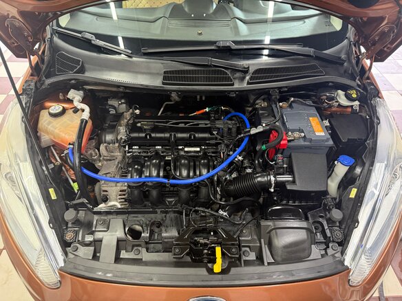 2015 Ford Fiesta Mk6 Рестайлинг, коричневый, 700000 рублей - вид 11