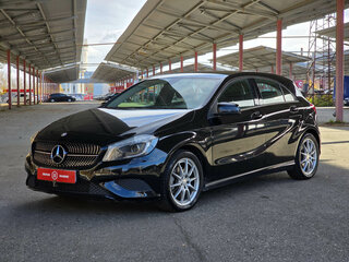 2014 Mercedes-Benz A-Класс 180 III (W176), чёрный, 1404900 рублей, вид 4