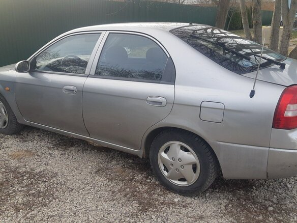 2000 Kia Shuma I, серебристый, 180000 рублей - вид 3