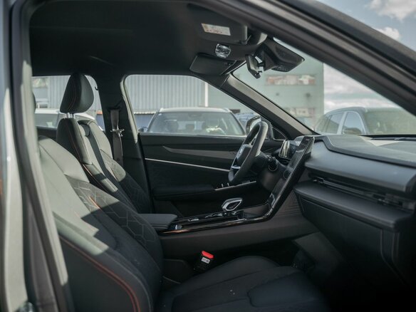 2025 Geely Cityray, серый, 2849990 рублей - вид 6