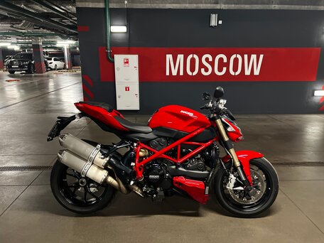 2012 Ducati Streetfighter, красный, 750000 рублей, вид 1