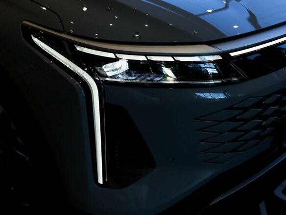 2025 Exeed RX, серый, 5490000 рублей - вид 6