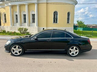 2009 Mercedes-Benz S-Класс 320 V (W221), чёрный, 1400000 рублей, вид 3