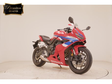 2025 Honda CBR 650R, красный, 1080000 рублей, вид 1