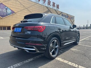 2022 Audi Q3 35 TFSI II (F3), чёрный, 2370000 рублей, вид 4