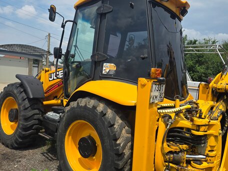 2003 JCB 4CX, жёлтый, 4200000 рублей, вид 4