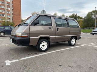 1989 Toyota Town Ace II Рестайлинг 2, коричневый, 250000 рублей, вид 1