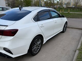 2022 Kia Cerato IV Рестайлинг, белый, 2450000 рублей, вид 4