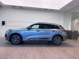 2026 Audi Q5 L III (GU), серебристый, 6780000 рублей, вид 2