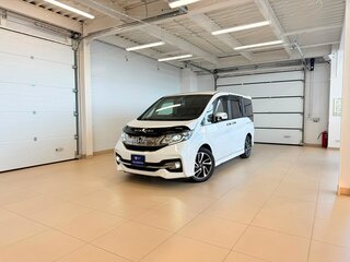 Honda Stepwgn V