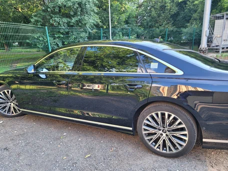 2022 Audi A8 Long 55 TFSI IV (D5), чёрный, 7890000 рублей, вид 4