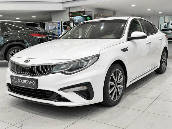 2019 Kia K5 III, белый, 1950000 рублей