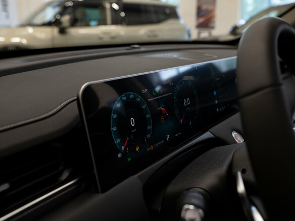 2026 Jetour X70+ I Рестайлинг, чёрный, 3068010 рублей - вид 23