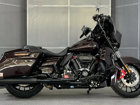 2019 Harley-Davidson CVO Street Glide, пурпурный, 2429000 рублей, вид 1