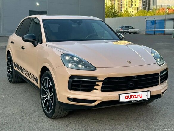 2018 Porsche Cayenne S III, бежевый - вид 3