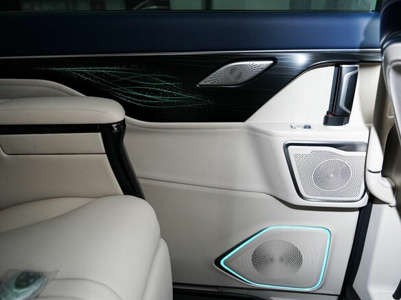 2026 Wey 80 Business Lounge 44.28 kWh, зелёный, 8799000 рублей - вид 25