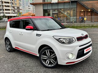 2018 Kia Soul II Рестайлинг, белый, 1700000 рублей, вид 2
