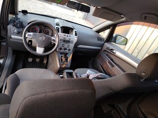 2012 Opel Zafira B Рестайлинг, чёрный, 650000 рублей, вид 5