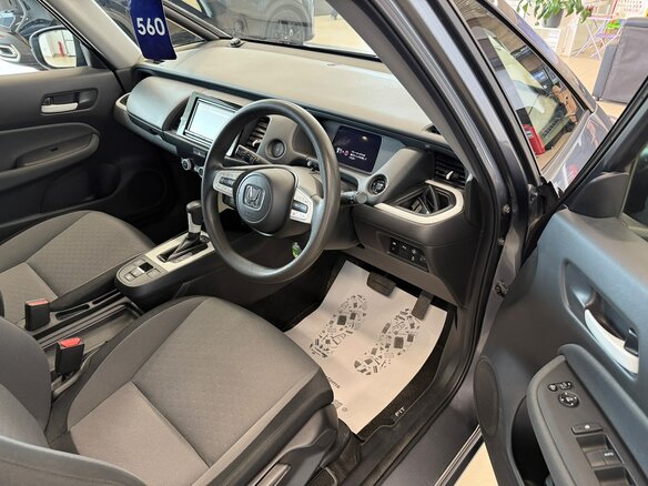 2020 Honda Fit IV, серый, 1379000 рублей - вид 10