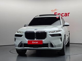 2024 BMW X7 40i I (G07) Рестайлинг, белый, 13100000 рублей, вид 3