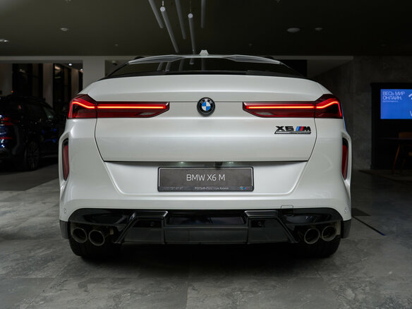 2024 BMW X6 M Competition III (F96) Рестайлинг, белый, 23050000 рублей - вид 6