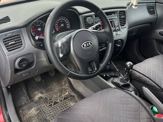 2010 Kia Rio II Рестайлинг, красный, 430000 рублей, вид 5
