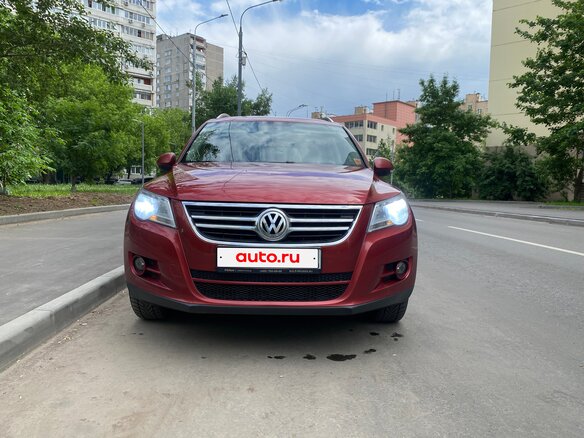 2011 Volkswagen Tiguan I, красный, 908000 рублей