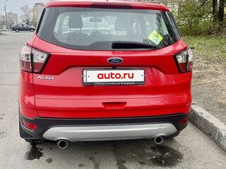 2018 Ford Kuga II Рестайлинг, красный, 1850000 рублей, вид 4