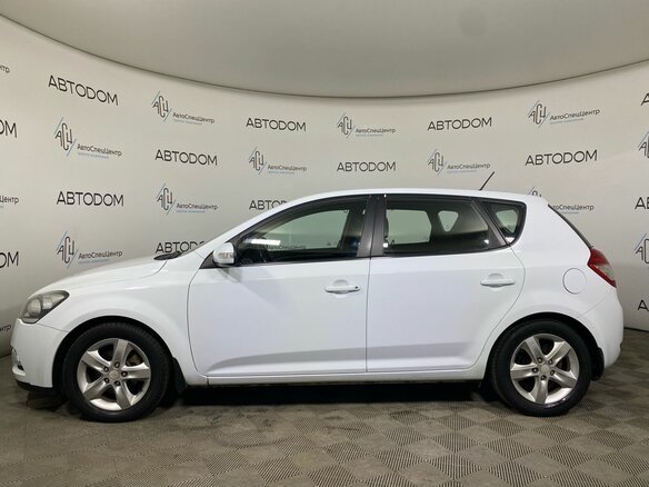 2011 Kia Ceed I Рестайлинг, белый, 794700 рублей - вид 3