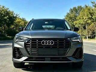 2022 Audi Q3 35 TFSI II (F3), серебристый, 1976000 рублей, вид 2