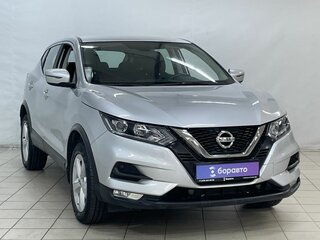 2019 Nissan Qashqai II Рестайлинг, серебристый, 1699000 рублей, вид 2