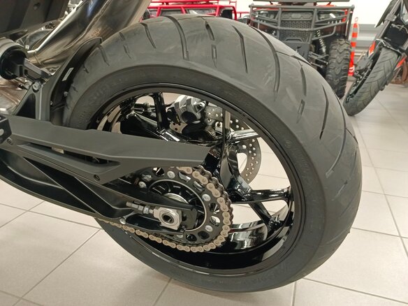2023 KTM 790 Duke, оранжевый - вид 14