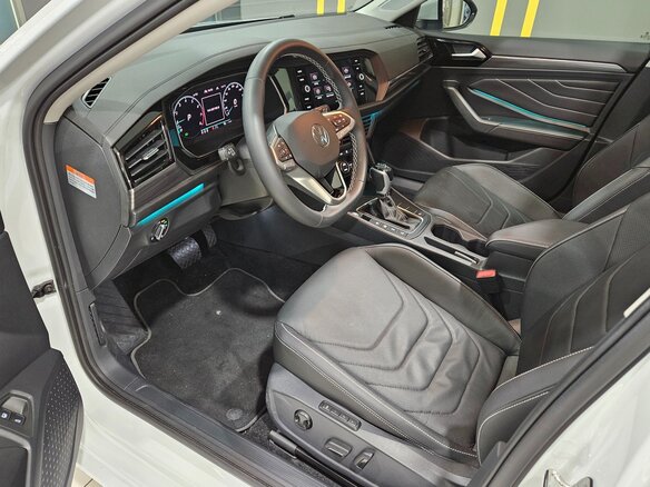 2023 Volkswagen Jetta VII Рестайлинг, белый - вид 10
