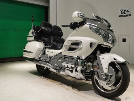 2008 Honda GL 1800 Gold Wing, белый, 1197000 рублей, вид 3