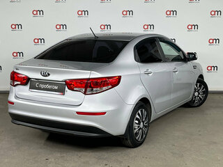 2016 Kia Rio III Рестайлинг, серебристый, 949000 рублей, вид 4