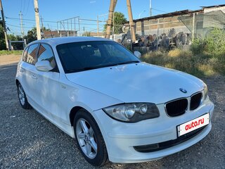 2011 BMW 1 серии 116i I (E81/E82/E87/E88) Рестайлинг, белый, 585000 рублей, вид 1