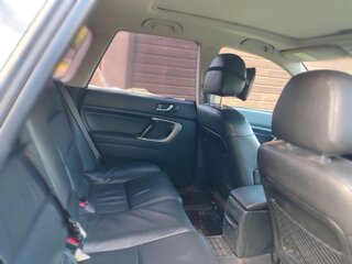 2006 Subaru Outback III Рестайлинг, чёрный, 900000 рублей, вид 5