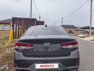 2018 Hyundai Sonata VII (LF) Рестайлинг, серый, 2299999 рублей, вид 5